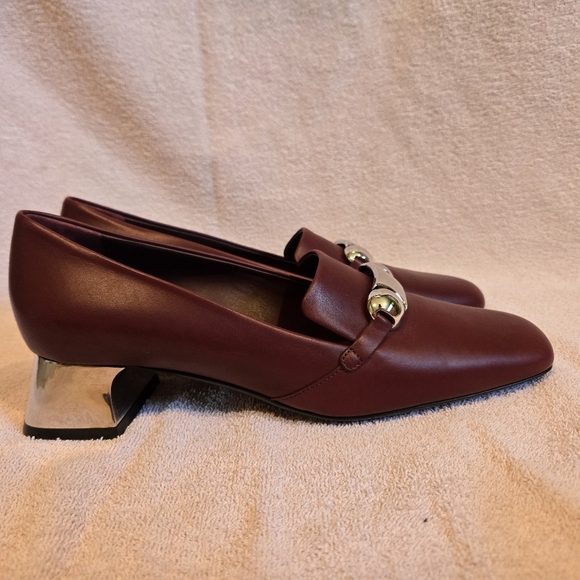 NWOT Burberry Brown/Maroon and Silver Heels - Picture 4 of 10
